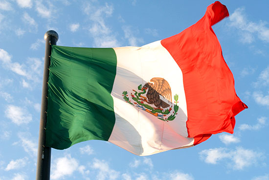 Images of the Mexican flag
